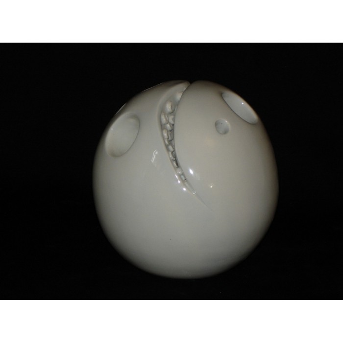 Objet design - Titre: Picoti Picota - Faïence blanche émaillée blanc bleutée - 19 x 17 cm